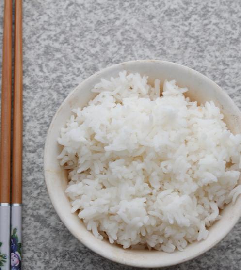 3/4 φλιτζάνι μαγειρεμένο λευκό ρύζι